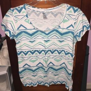 Blue tribal print short sleeve shirt Gap